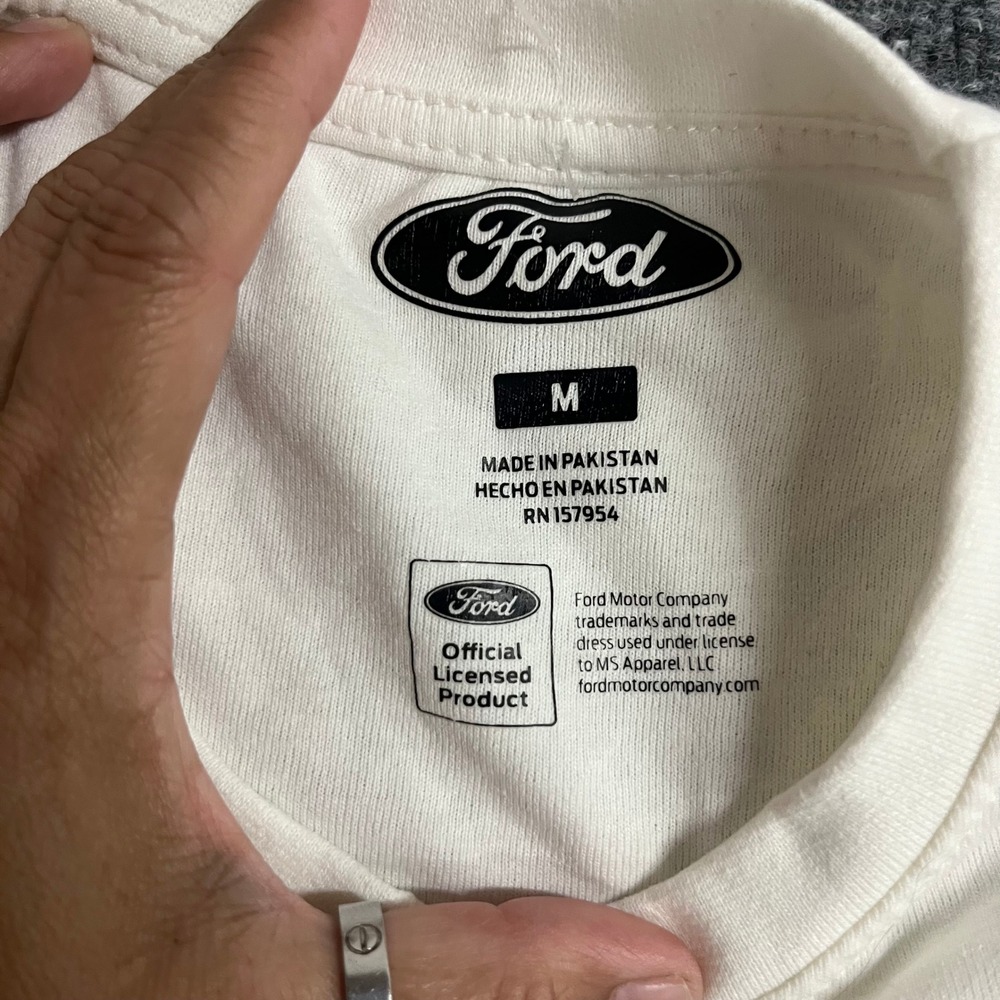 Ford Muscle Tee Mens Size M White 1966 Mustang Graphic Sleeveless Cotton Shirt - Picture 5 of 8
